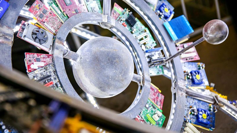 选择微信智能客服时，需要关注以下关键指标：